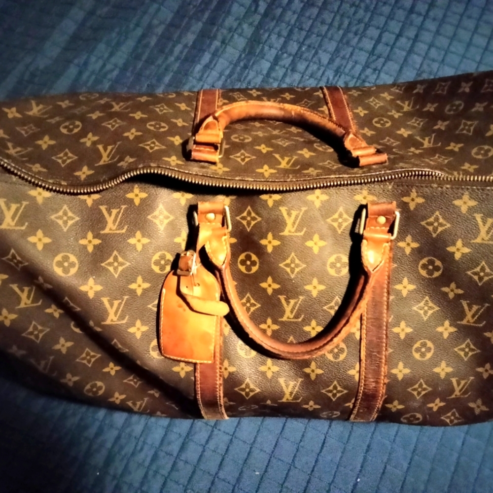 Louis Vuitton Duffle Bag- 650(large)